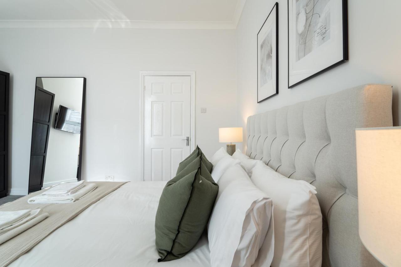 Southview Stays - Three Bedroom House Τσέστερ Εξωτερικό φωτογραφία