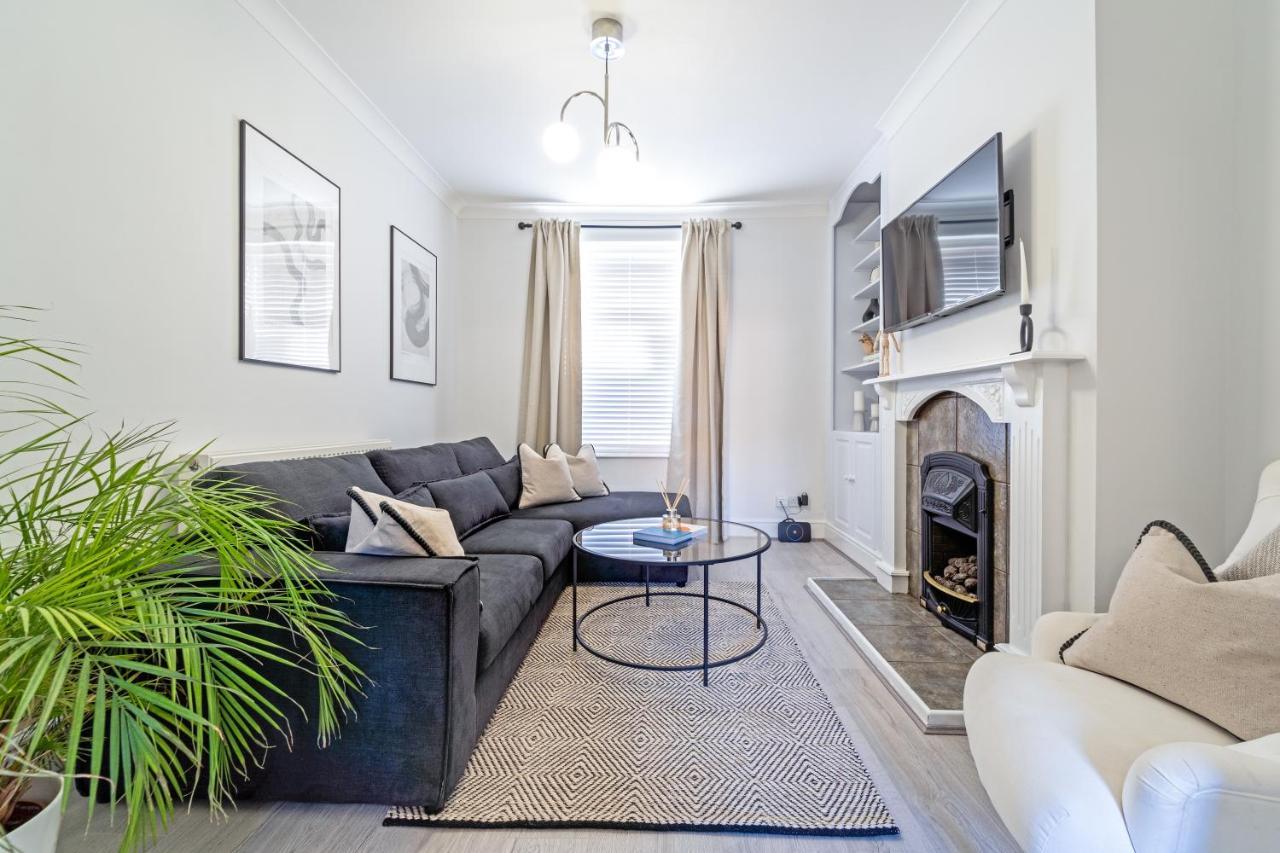 Southview Stays - Three Bedroom House Τσέστερ Εξωτερικό φωτογραφία