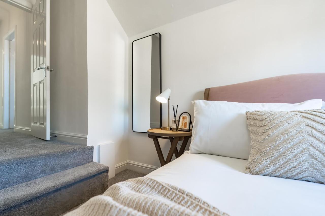 Southview Stays - Three Bedroom House Τσέστερ Εξωτερικό φωτογραφία