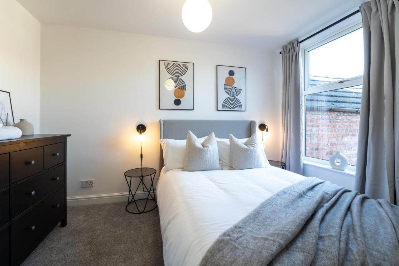 Southview Stays - Three Bedroom House Τσέστερ Εξωτερικό φωτογραφία