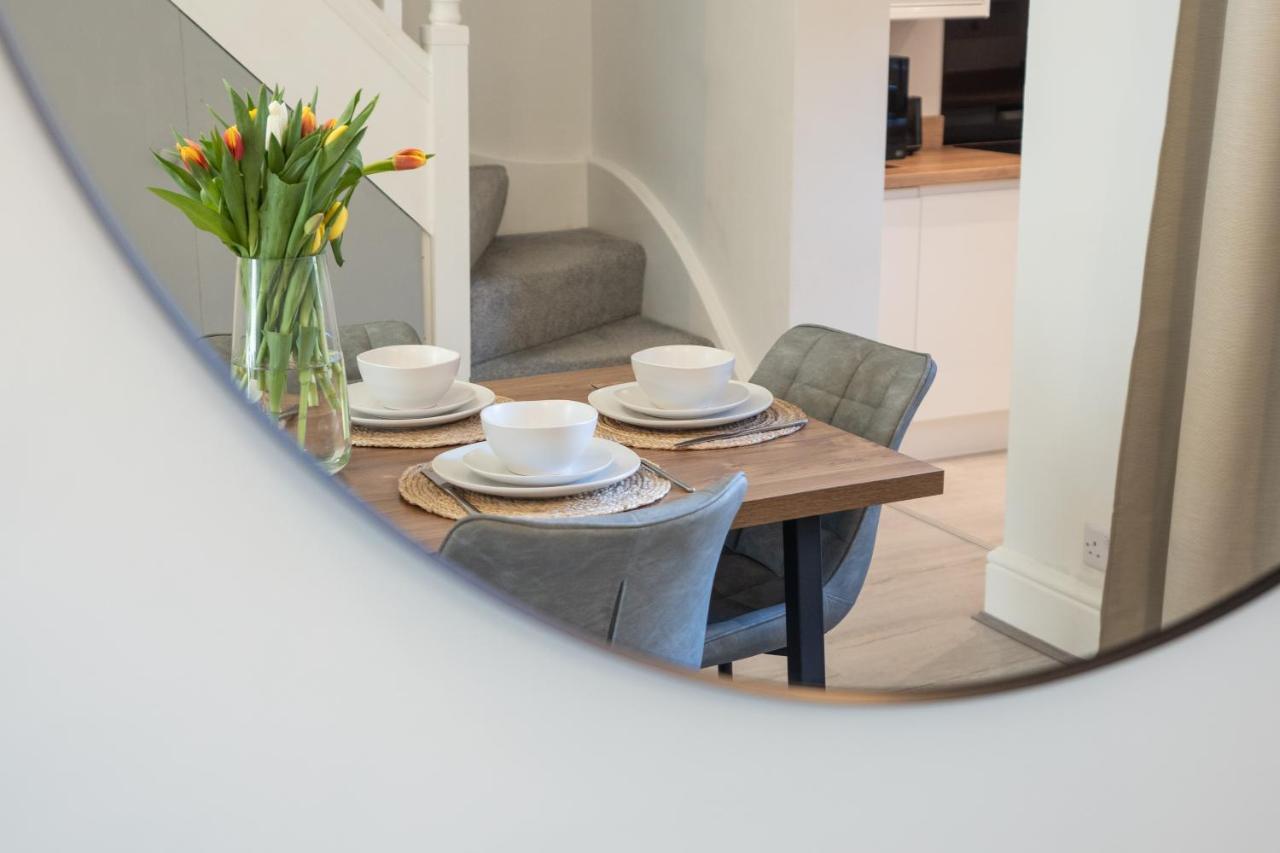 Southview Stays - Three Bedroom House Τσέστερ Εξωτερικό φωτογραφία